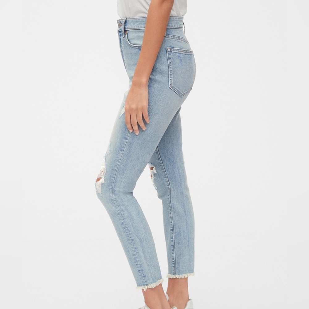 GAP High Rise Curvy True Skinny Ankle Jeans with Secret Smoothing Pockets
